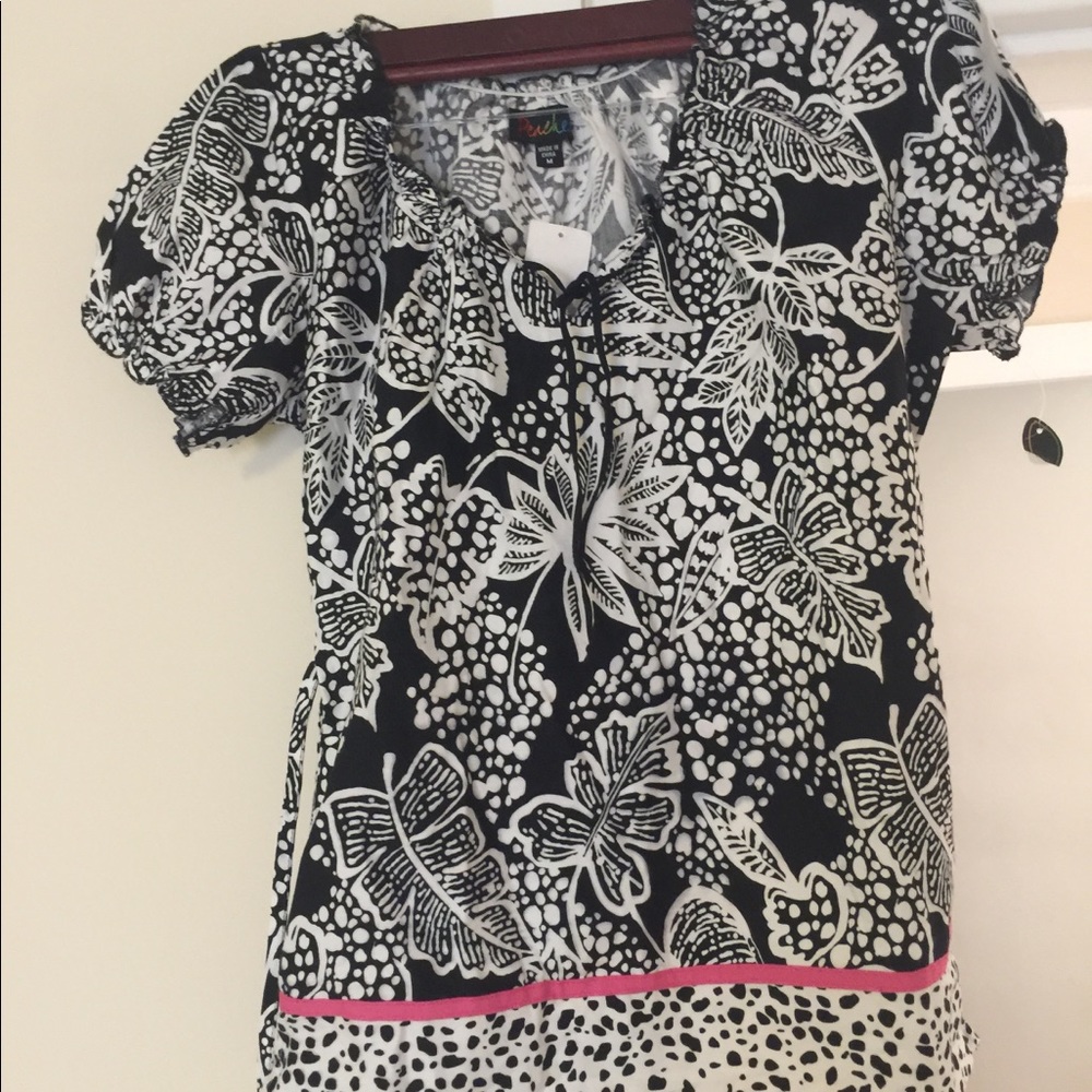 Women nursing uniform tops - Picture 2 of 4